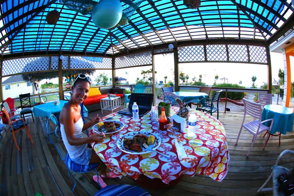 Rollezz Villas Beach Resort Old Bight Eksteriør billede